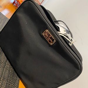 Kate Spade Wilson Road Travel Cosmetic Bag